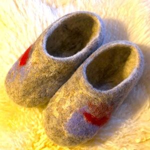 Kids handmade felted wool slippers, new